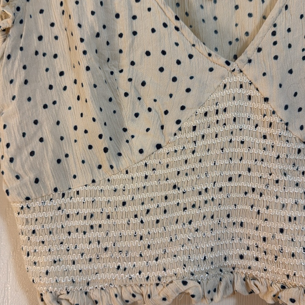Ruffle Top - Picture 2 of 4